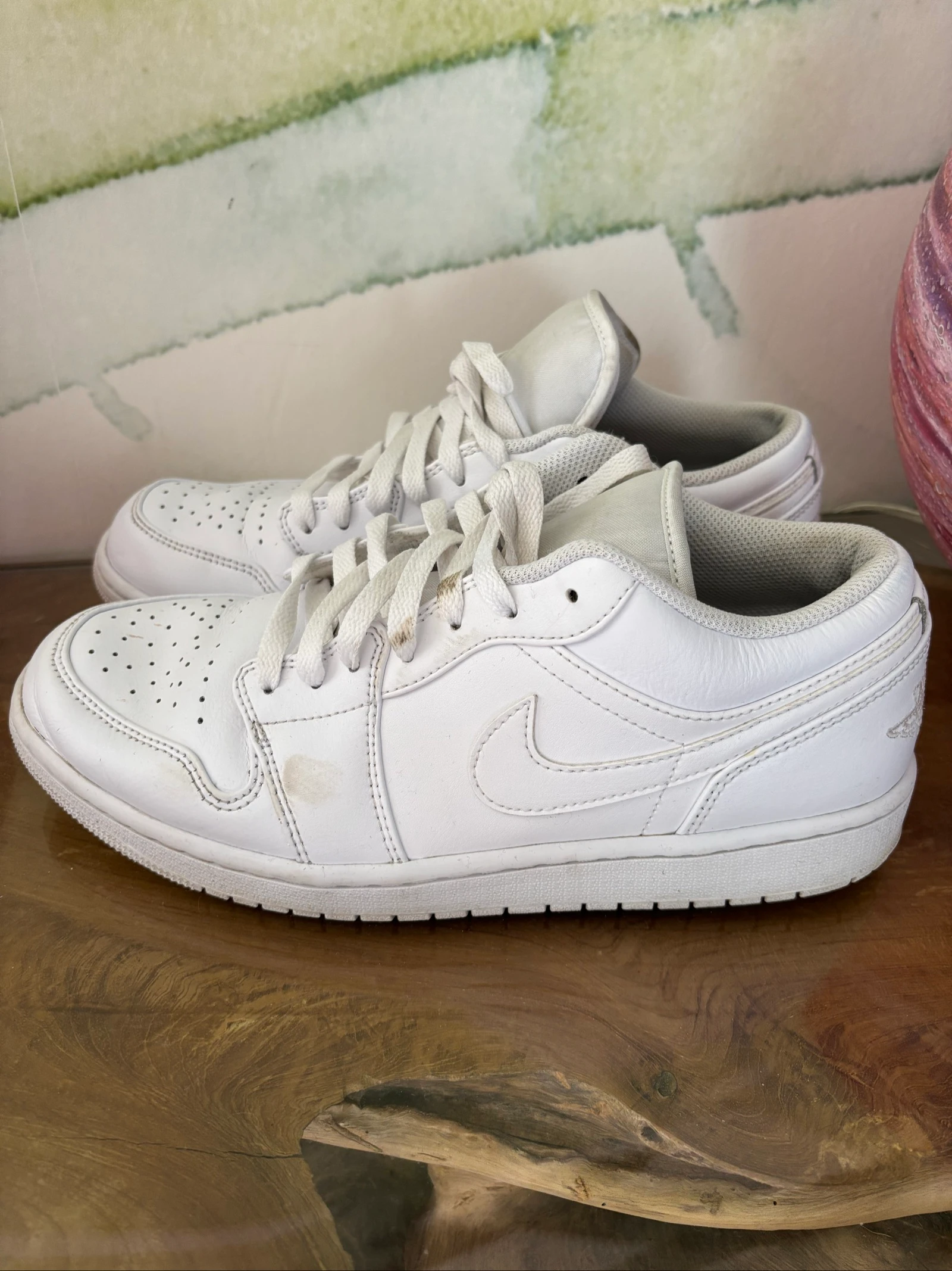 Baskets Nike Air Jordan 1 low blanc 43